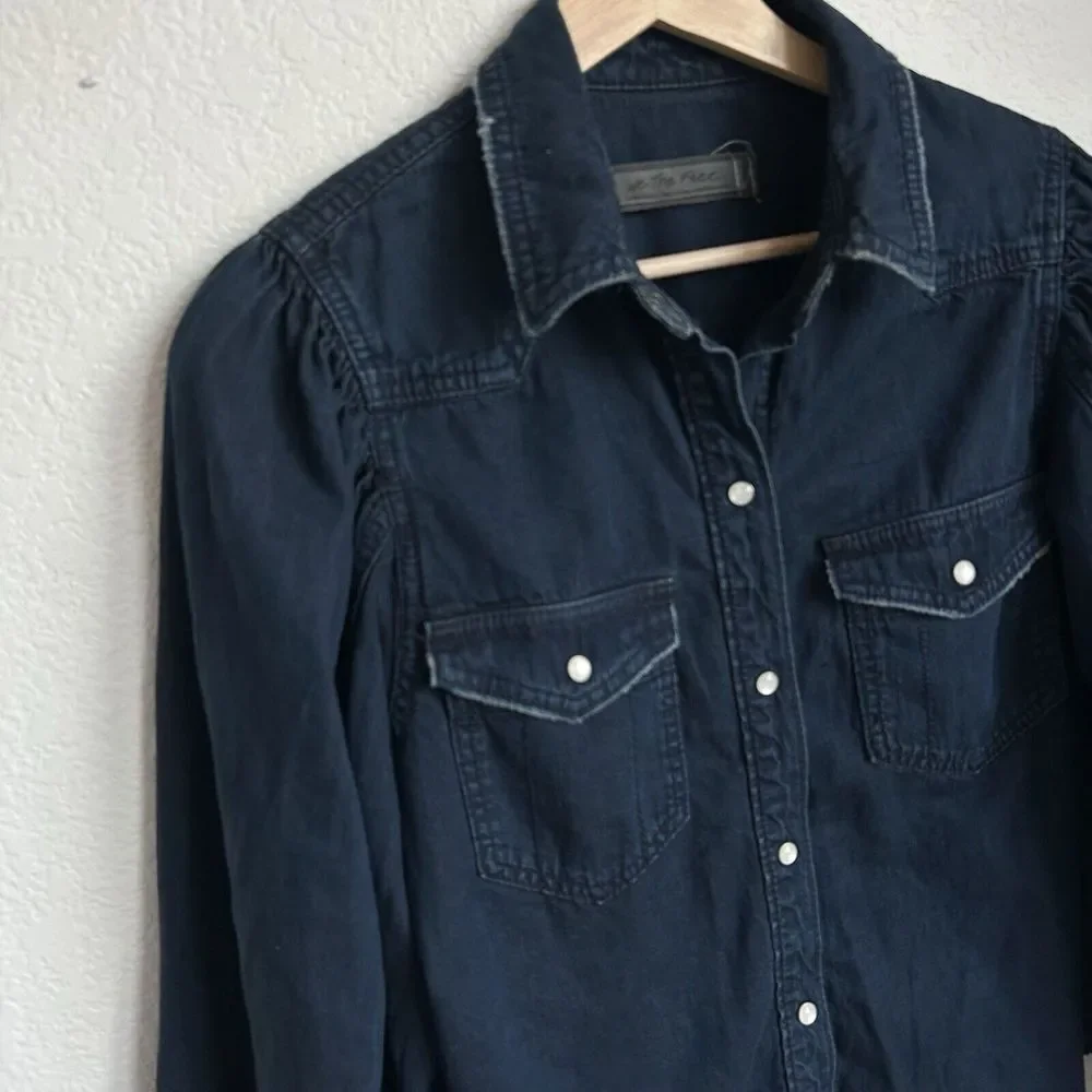 Free People With Love Snap Denim Western Shirt‎ Size XS Dark Cowgirl Puff sleeve
